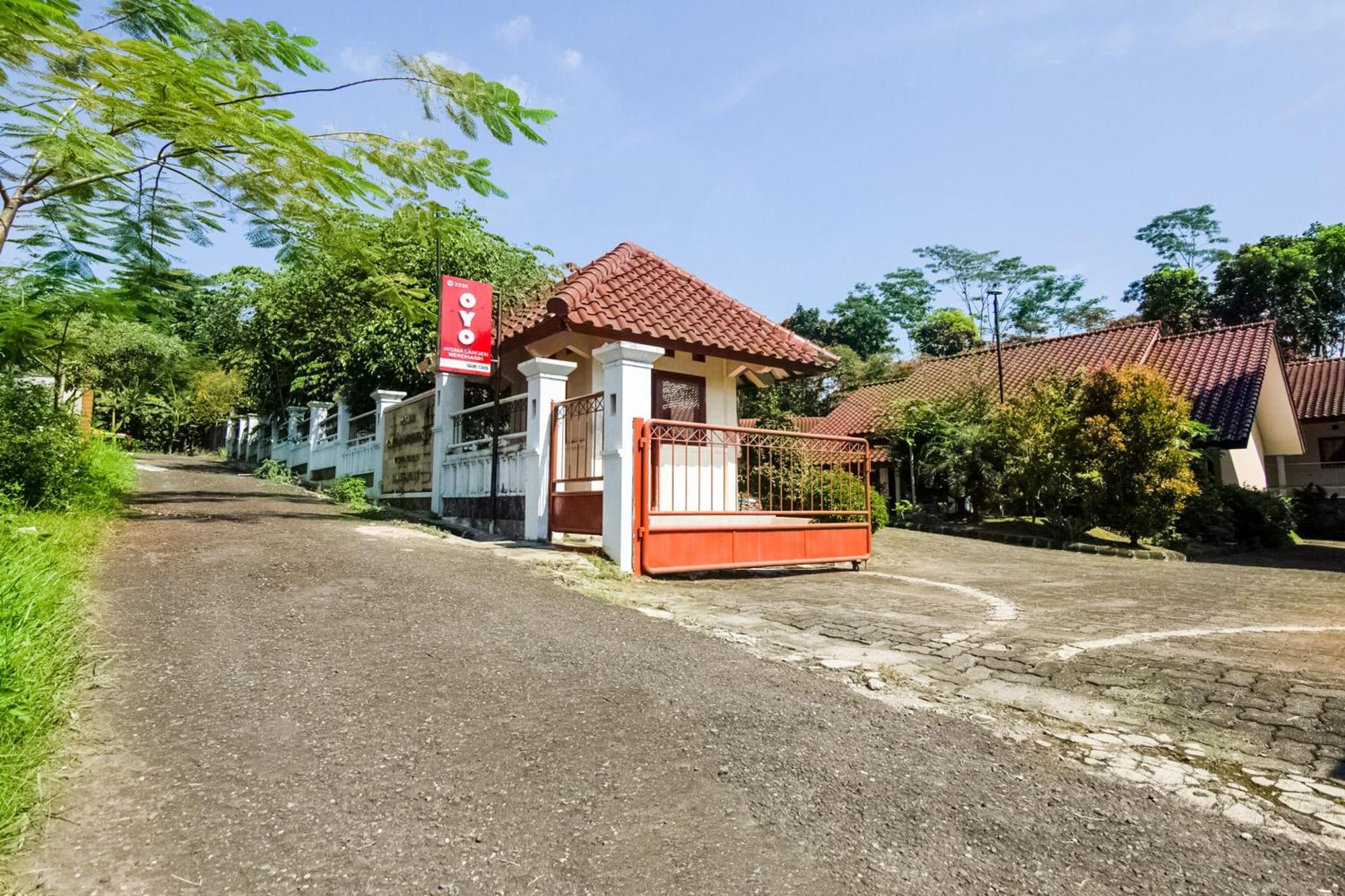 Hotel OYO 3335 Wisma Langen Werdhasih Semarang Exterior foto