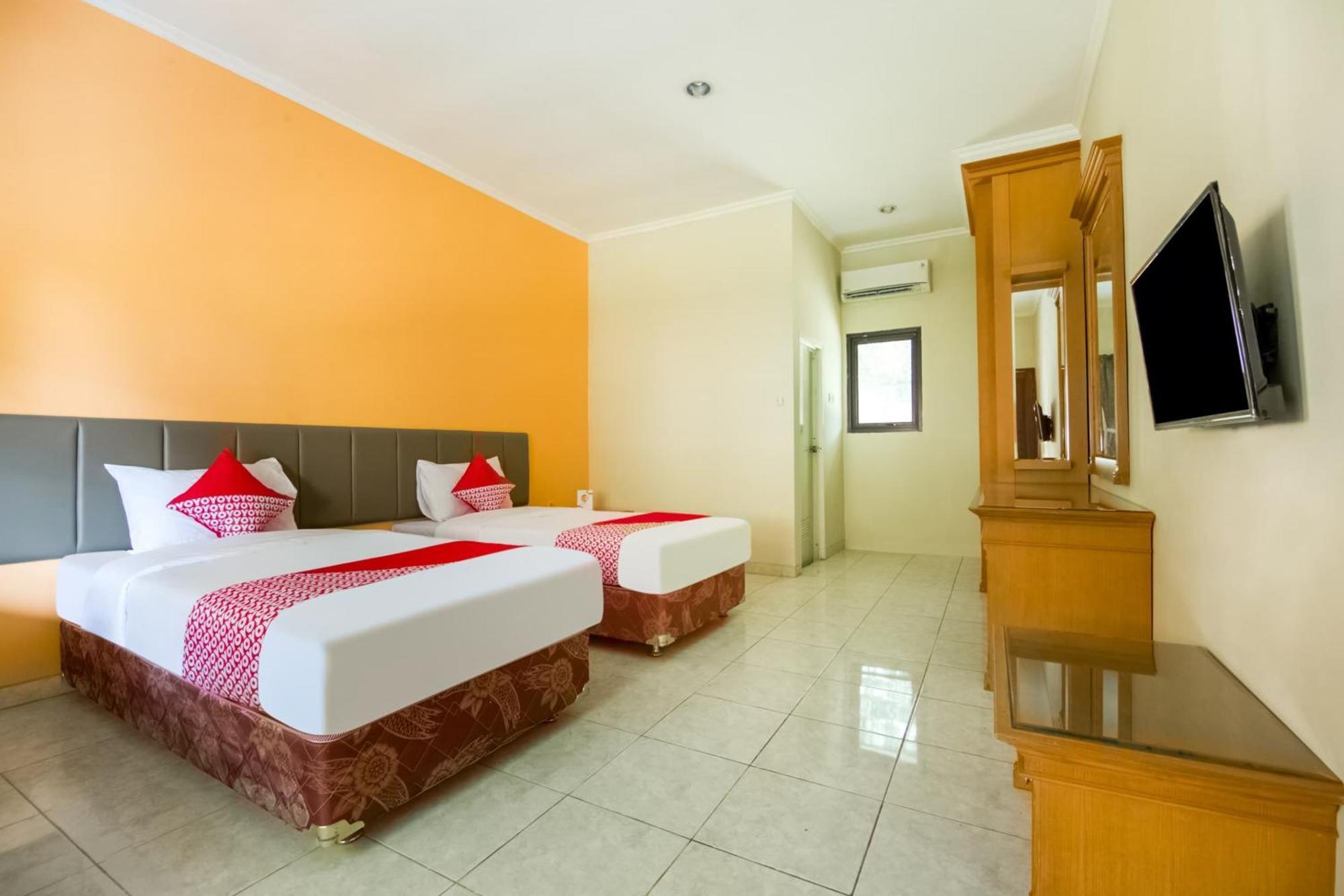OYO 3335 Wisma Langen Werdhasih Semarang Exterior foto